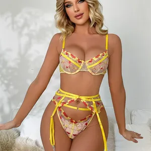 New sexy and fun lingerie popular in Europe and America women's split body perspective and fun pajamas