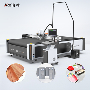 Taglierina Automatica di Alta Precisione AOL CNC per Esposizioni, con Lama Oscillante e CCD per Adesivi in Vinile - Product Image 1