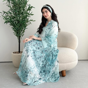 <span class=keywords><strong>Abito</strong></span> Abaya con Stampa Floreale Delicata per Donne Musulmane, con Dettagli in Pizzo <span class=keywords><strong>Plissettato</strong></span>, Maniche Lunghe, Vestibilità Ampia, Elegante e Modesto - Product Image 3
