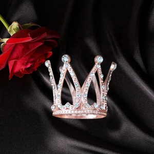 Accesorio para el Cabello con Corona de Reina Plateada con Pedrería de Aleación, de Alta Calidad para Mujeres, Ideal para Celebraciones Festivas, Bodas y Bailes de Graduación - Product Image 3