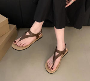 Nouvelles sandales plates à entre-doigts pour femmes, style vintage français, style féerique coréen, sandales romaines, chaussures d'été à bout ouvert 2026 - Product Image 5