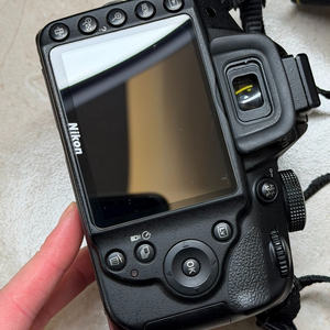 <span class=keywords><strong>Appareil</strong></span> <span class=keywords><strong>photo</strong></span> reflex numérique <span class=keywords><strong>D3200</strong></span> d'occasion avec objectif zoom 18-200 mm Di II, 24,2 MP, vidéo Full HD pour les voyages, les portraits et la photographie quotidienne - Product Image 3