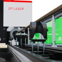 Máquina de Corte Láser de Fibra CNC Horizontal Serie M de DPLASER para el Procesamiento de Tubos Metálicos Redondos y Cuadrados de Diámetro Pequeño