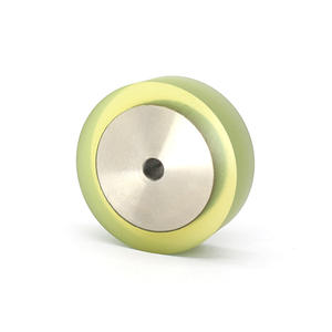 Rodillos Transportadores Silenciosos M4/23*40*13mm, Rodillos para Máquinas Expendedoras con Recubrimiento Metálico No Estándar, con Material de Acero y Silicona - Product Image 1