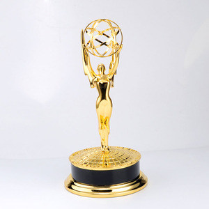 Trofeo Creativo de Aleación Metálica con Base, 39 cm, Escala 1:1, Estilo Premios <span class=keywords><strong>Emmy</strong></span>, para Oficinas, Premios Corporativos, Eventos Anuales - Product Image 3