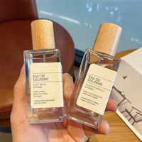 Flacons de parfum carrés transparents vintage personnalisés 30ml 50ml 100ml en verre vide avec bouchon en bois et pulvérisateur à pompe