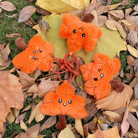 Porte-clés en peluche série Feuille d'érable d'automne, pendentif de sac mignon en forme de feuille de dessin animé, décoration d'automne, petit cadeau