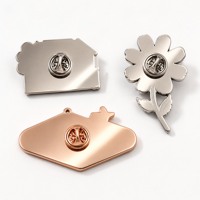 Épinglette en émail haut de gamme personnalisée, badge métallique, logo personnalisé, fabrication OEM pour personnages d'anime, de films et de jeux