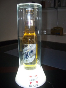 Tùy chỉnh bán buôn <span class=keywords><strong>acrylic</strong></span> rượu vang chai xi lanh hiển thị đứng với ánh sáng led cơ sở hiển thị - Product Image 2