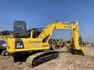 รถขุดตีนตะขาบ Komatsu PC200-8 มือสองจากญี่ปุ่นแท้ ขนาด 20 ตัน พร้อมเครื่องยนต์ เกียร์ มอเตอร์ สำหรับงานก่อสร้างเคลื่อนย้ายดิน - Product Image 3