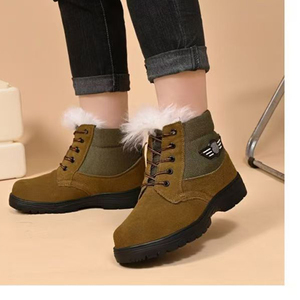 <span class=keywords><strong>Stivali</strong></span> da Neve Invernali da <span class=keywords><strong>Uomo</strong></span> <span class=keywords><strong>in</strong></span> Vera Pelle Impermeabile, Comodi Stivaletti <span class=keywords><strong>Foderati</strong></span> <span class=keywords><strong>in</strong></span> <span class=keywords><strong>Pelliccia</strong></span> Antiscivolo per Escursionismo - Product Image 3