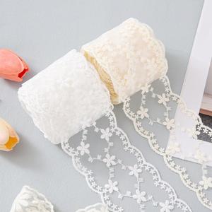 Ruban de dentelle brodé à bords ondulés pour vêtements et sous-vêtements, emballage de Noël et rubans cadeaux - Product Image 4