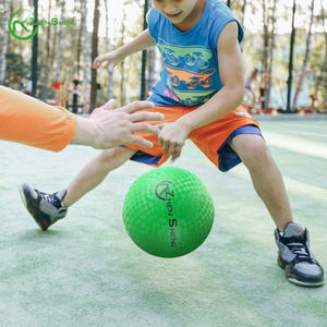 Zhensheng fábrica OEM chico fútbol goma patio de recreo pelota de fútbol para la promoción - Product Image 6