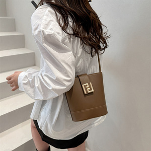 Nouveau Sac Seau Bohème Vintage en PU Printemps 2026 pour Femme – Polyvalent, Décontracté, Porté Épaule ou Croisé, Idéal au Quotidien - Product Image 3