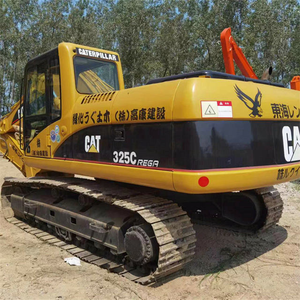 Excavatrice Caterpillar 325C d'occasion en bon état de marche, 25 tonnes, avec moteur de 140 kW et la plus grande réduction en vente - Product Image 6
