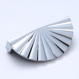 Thiết kế sáng tạo hợp kim kẽm nửa mặt trăng hình xử lý đồ nội thất cửa tủ khóa nửa vòng tròn xử lý - Product Image 2