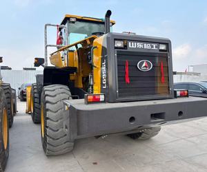 รถตัก LG956L แบบใช้แล้วพร้อมรุ่น Cat 966H สภาพการทำงานที่ดีเครื่องยนต์ Weichai และปั๊มด้านหน้าแบบแมว - Product Image 2