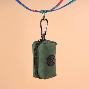 Dispensador de almacenamiento de basura con clip para bolsas de excremento de perro manos libres al por mayor para mascotas, cachorros y gatos - Product Image 5