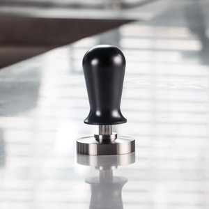 L-Beans – tamper à expresso en acier inoxydable, outil de nivellement à force constante de 57.5mm pour la préparation du café - Product Image 4