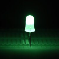 5.0x8.7mm Sudut Pandang 15 Derajat Bercahaya Tinggi 0.06W Dioda LED 7 Warna Hijau Bulat Lensa 2-Pin DIP Umur Pakai 50000 Jam 20mA