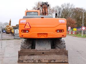 Excavatrice Doosan DX140 DH225 d'occasion de Corée du Sud, les performances du véhicule répondent aux normes d'exportation - Product Image 4