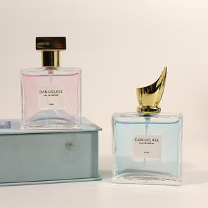 30ml Square Glass Perfume Decanter <b>Bottle</b> with Clip 50ml Transparent <b>Spray</b> <b>Bottle</b> <b>Empty</b> Cosmetic Container MOQ 100pcs - Product Image 3