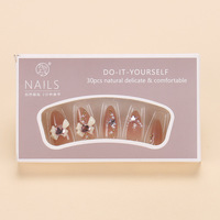 Produk Jadi Stiker Kuku 30 Buah, Bestseller Handmade Wearable Ins High-End Heart Bow Beaded Chain Nail Art Tips.