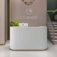 Comptoir de réception de Salon en bois MDF écologique au design YS-0742 moderne 120/150/180cm rose blanc vert facile à nettoyer pour le bureau de l'hôtel