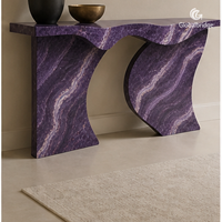 Table console contemporaine sur mesure en marbre de jade violet, modèle Wave Gate, pour projets hôteliers, villas et salons.