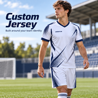 Maillot de football personnalisé à motif dégradé à pois, 100 % polyester respirant et à séchage rapide, uniforme d'équipe de football entièrement sublimé