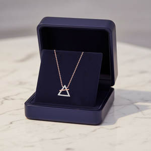 Collier de luxe au design géométrique romantique, or rose 18 carats, pendentif en diamant naturel véritable, chaîne pour couple. - Product Image 6