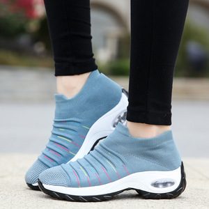 Nuevos <span class=keywords><strong>zapatos</strong></span> deportivos de gran tamaño para <span class=keywords><strong>mujer</strong></span>, zapatillas de malla con amortiguación de aire para <span class=keywords><strong>mujer</strong></span>, calzado informal suave y transpirable a la moda para <span class=keywords><strong>mujer</strong></span> - Product Image 3
