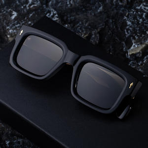 Lunettes de soleil polarisées pour homme ZS-98356P, monture carrée, plastique noir, métal, protection UV400, verres TAC, pare-soleil de classe 2 - Product Image 2