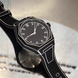 Reloj de Pulsera de Silicona con Diseño de Dibujos Animados para Hombre, Nuevo Modelo 2025, Diseño Creativo Bidimensional, Resistente al Agua 30M, Reloj de Moda - Product Image 2