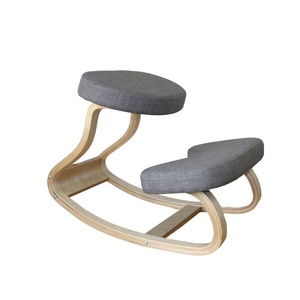 <span class=keywords><strong>Chaise</strong></span> <span class=keywords><strong>de</strong></span> <span class=keywords><strong>bureau</strong></span> <span class=keywords><strong>ergonomique</strong></span> à <span class=keywords><strong>genoux</strong></span> réglable en hauteur pour la posture <span class=keywords><strong>de</strong></span> <span class=keywords><strong>bureau</strong></span> à la maison tabouret <span class=keywords><strong>de</strong></span> genou <span class=keywords><strong>de</strong></span> siège correcteur avec coussin <span class=keywords><strong>de</strong></span> coeur - Product Image 2