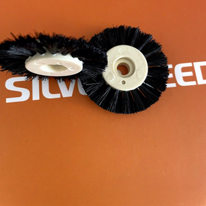 อุปกรณ์เสริมเครื่องถักไหมพรมยี่ห้อ <span class=keywords><strong>Yindi</strong></span> รุ่น SK270 SK280 SK840 แปรงลายนูน (2 ชิ้น) ไม่มีการรับประกัน - Product Image 1