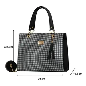 Sac cabas pour femme Isadora Cuadri, motif à pois, cuir vegan noir, décontracté, usage quotidien, élégant, décoration avec chaînes - Product Image 3