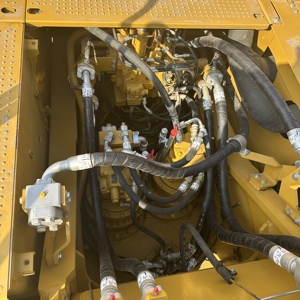 Excavatrice sur chenilles CAT349GC 2025, 0-2000h, Moteur 49 tonnes 303KW, Composants hydrauliques d'origine, Capacité de la benne 2,8m, Origine Japon - Product Image 2