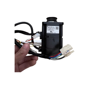 มอเตอร์ไดรเวอร์ รุ่นใหม่แกะกล่อง ของแท้ ซีรีส์ SGMPH, 100W, 200V, รุ่น SGMPH-01ANA-YR13 - Product Image 1