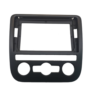 Telaio per Fascia multimediale auto 9 pollici per <span class=keywords><strong>VW</strong></span> <span class=keywords><strong>Scirocco</strong></span> 3 MK3 2008 2009 2010 2011 2012 2013 2014 telaio Audio per auto per <span class=keywords><strong>VW</strong></span> - Product Image 1
