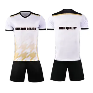 Camiseta de fútbol de Tailandia en blanco de moq bajo de alta calidad, Conjunto de camiseta de fútbol con logotipo personalizado para hombres