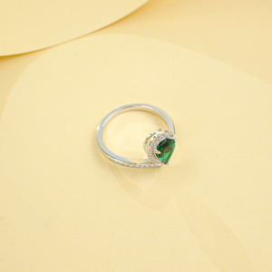S925 <b>Silver</b> Lab-Grown <b>Emerald</b> <b>Ring</b> - Product Image 3
