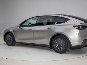 Nueva Generación Tesla Model Y L, Vehículo Eléctrico Mediano de 5 Plazas, Transmisión de Una Sola Velocidad, Batería de Largo Alcance de 82 kWh, 150-200 kW - Product Image 2