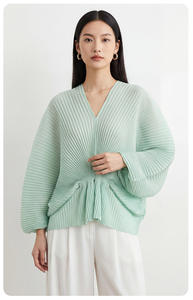 Blusa Holgada y Elegante para Mujer, con Rayas, Cuello en V, Cintura Ajustable con Cordón, Estilo Coreano, Venta al Por Mayor en Línea, Marca PY Clothes - Product Image 5