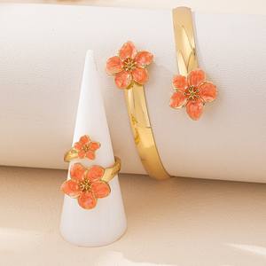 तेल ड्रिपिंग नीले पीले गुलाबी रंग रंग की महिलाओं के साथ सोने के प्लेटेड फूल खुले बांगल अंगूठी सेट महिला फूल कंगन रिंग गहने - Product Image 3