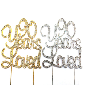 Decorazione per Torta in Cristallo Scintillante '90 Anni' all'Ingrosso, per Anniversari di Matrimonio e Feste, Regalo Preferito - Product Image 1