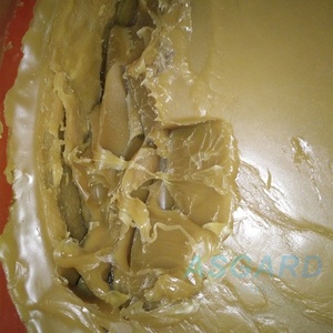 Venta al por mayor en stock de grado industrial de lubricación de prevención de óxido amarillo jalea de petróleo para suavizante - Product Image 1