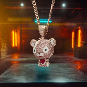 Pendentif de luxe en argent sterling 925 plaqué or avec diamant, bijoux hip-hop modernes au brillant élégant et finition haut de gamme - Product Image 1