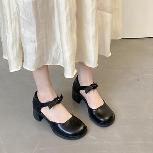<span class=keywords><strong>Chaussures</strong></span> en cuir pour femmes élégantes/ballet à grosse tête vintage à talons hauts nouvelle tendance à la mode tempérament petite fée à nœud noir - Product Image 4