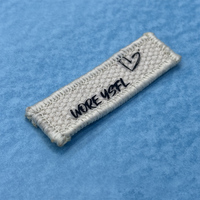 Étiquettes de vêtements tissées, logo de marque imprimé sur mesure, étiquettes de col de vêtement, étiquette tissée douce